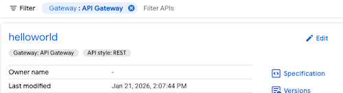 Die API „helloworld“ wird auf der Seite „APIs“ im Hub angezeigt.